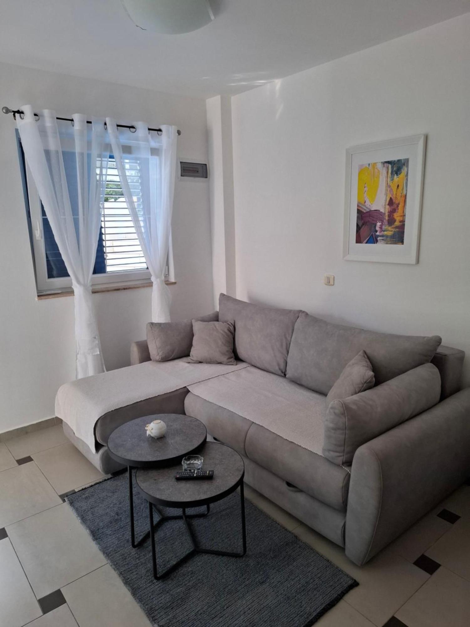 Apartment Matea, Rafailovici